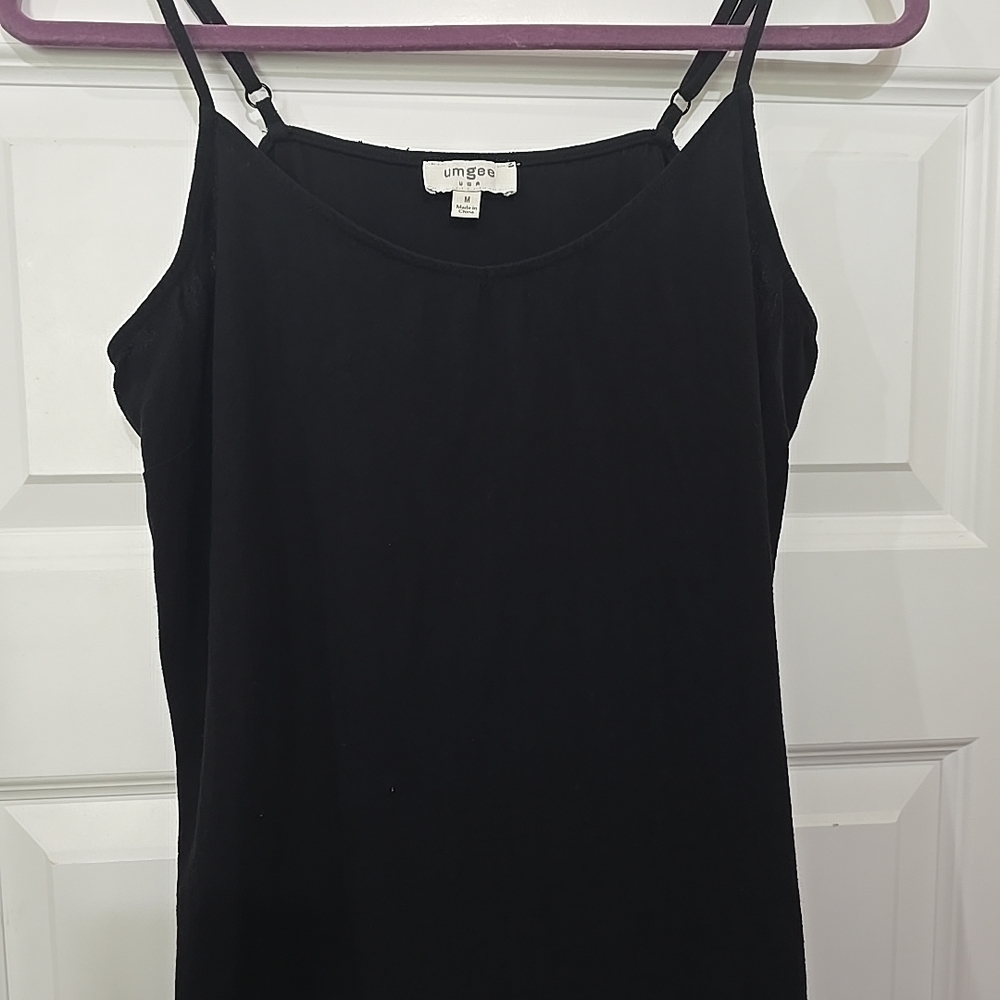 Umgee Women's Black Tank Top With Scalloped Bottom